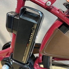 美品✨ ブリヂストン電動自転車、バッテリーB300の画像