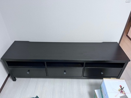 11/29引き取りで半額！アメリカのIKEAテレビ台