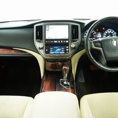 【自社ローン】トヨタの代表的セダン👑クラウンロイヤルサルーン入庫‼️の画像