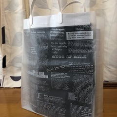 【未使用 16袋セット】amifa ハンドルバッグ フロストL 英字新聞柄  ショッパー　ヨッシーの画像