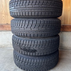 履き替え無料中古スタッドレスタイヤ185/65R15 88Q ヨコハマiG60の画像