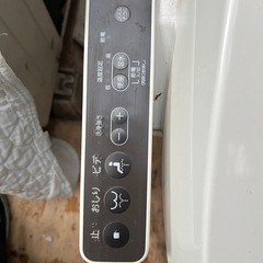 INAXウォレット付きトイレの画像