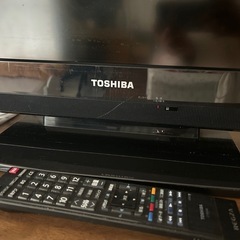 Toshiba 液晶テレビ  32インチの画像