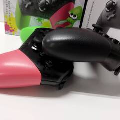Nintendo Switch Pro コントローラー/スプラトゥーン2エディション/2個セット！の画像