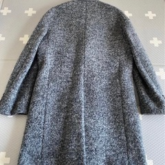 DKNYのロングコートの画像