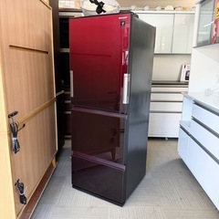【美品‼️】シャープ 2018年製 356Lノンフロン冷凍冷蔵庫 自動製氷 プラズマクラスター 高級ガラスドア どっちもドア グラデーションレッド♪の画像