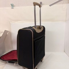 No.105ベネトン　ソフトキャリーケース　中古品の画像