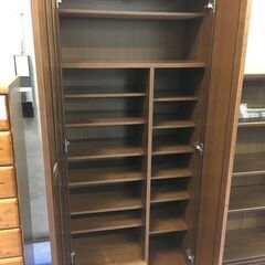 ★リユースのサカイ横浜南店★YM1650 natty 玄関収納棚 ブラウン W75.5×D41×H176 クリーニング済みの画像