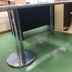 【ドリーム川西店御来店限定】☆ジモティー見たよ♪割引☆  大理石風テーブル  クリーニング済み 【99560000038455】の画像