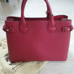 バーバリーバッグ正規品の画像