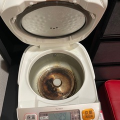 炊飯器の画像