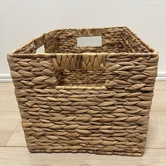 【受け渡し予定者決定済】収納バスケット４個セット（濃いブラウン×3、薄茶×1）の画像