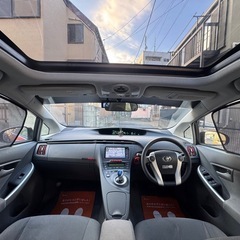 トヨタ プリウス サンルーフ ついてる 23年です 距離7万です 車検2年付きの画像