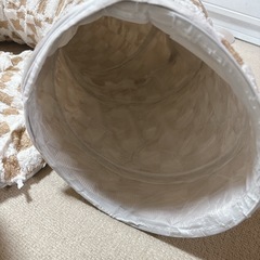お値下げしました！猫 折り畳み おもちゃ トンネル O型 クッション ブラウンの画像