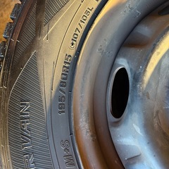 キャラバン　純正　ホイール　スタッドレス　195/80/r15の画像