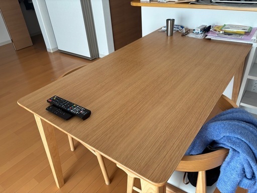 ダイニングテーブルセット(イス4脚付き)