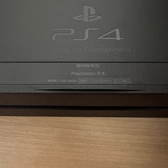 PS4 本体の画像