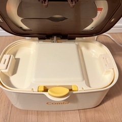 オムツウォーマー　combi お尻拭き温め器の画像