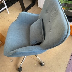 【LOWYA】デスクチェアの画像