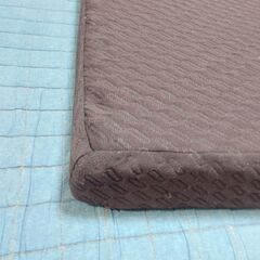 マットレス シングル 幅97cm、長さ195cm 茶色の画像