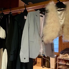 婦人服　レディース　子供服　多数の画像