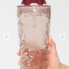 スターバックスホリデータンブラーの画像