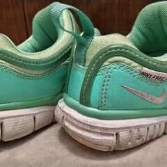 子ども靴16.5の画像