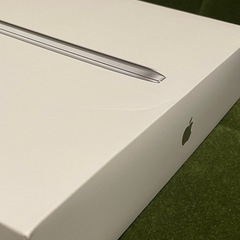 【箱のみ、中身なし】MacBook Pro 13インチ Retina ディスプレイ 箱の画像