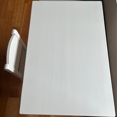 【新品95%】IKEA 子供テーブルと椅子のセット　保護カバー付きの画像