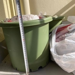 コーナン菜園ポット10号2個と土の画像