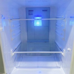 (送料無料) 2020年 極美品 冷蔵庫 SHARP プラズマクラスター仕様 霜取り不要 右開きにも左開きにもできる「どっちもヒンジ」⑤の画像