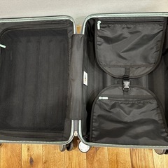 スーツケース　機内持ち込みサイズ　の画像