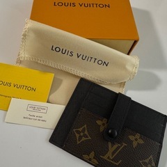 LOUIS VUITTON パスケース　カードケースの画像