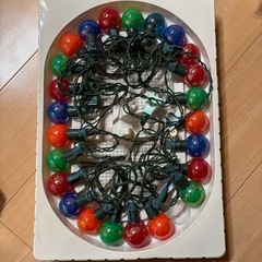 クリスマスツリー装飾　ライトの画像