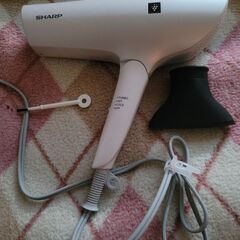 SHARP ドライヤーの画像