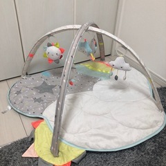 ベビー用品　ベビーバス　授乳クッション　ベビージム　メリー等の画像