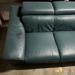 NOCE 2.5Pレザーソファ 深緑 2020年頃に購入の画像