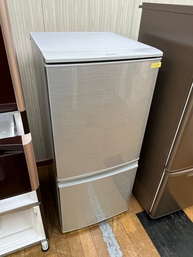 52 激安冷蔵庫!! どっちもドア SHARP2016年 137L SJ-D14B-S 冷凍冷蔵庫
