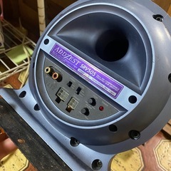 エアコンプレッサー式のパワードサブウーファー、SRV505モデル
の画像