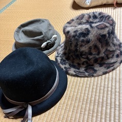 奥様帽子　ひとつ800円10こあります！の画像