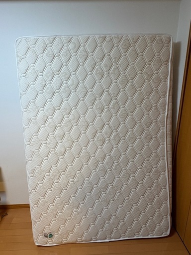 【美品】ダブルマットレス｜使用1年未満・状態良好
