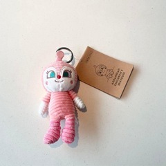 【アンパンマンミュージアム】 ドキンちゃん マスコット コーデュロイの画像