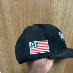 supreme new eraキャップ　7 1/4の画像