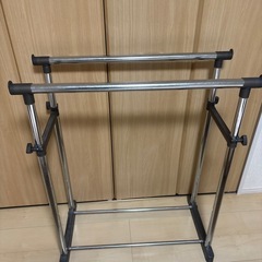 ハンガーラック　スチールラック　洋服掛けの画像
