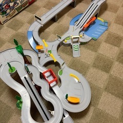 トミカ峠やまみちドライブ 、高速道路にぎやかドライブ　2個セットの画像