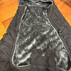 【決まりました】ベビーホッパー　エルゴ　防寒カバーBabyHopperベビーホッパーマルチプル防寒ケープ[抱っこひも・ベビーカー対応] の画像