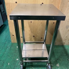 キャスター付き作業台  450x450x800の画像