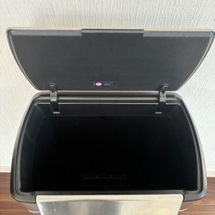 シンプルヒューマン　ゴミ箱の画像
