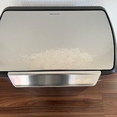 シンプルヒューマン　ゴミ箱の画像