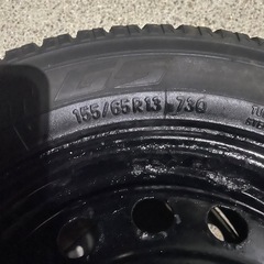 スタッドレスタイヤ155/65/13の画像